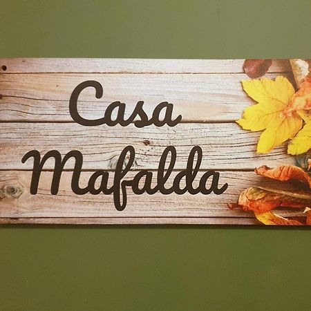 "Casa Mafalda" Zona Stazione - Centro Storico - Teatro Con Parcheggio Interno イーモラ エクステリア 写真