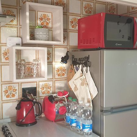 "Casa Mafalda" Zona Stazione - Centro Storico - Teatro Con Parcheggio Interno イーモラ エクステリア 写真